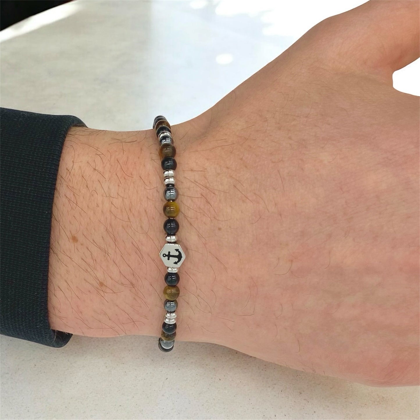 Bracciale Max con Esagono Inciso Indossato